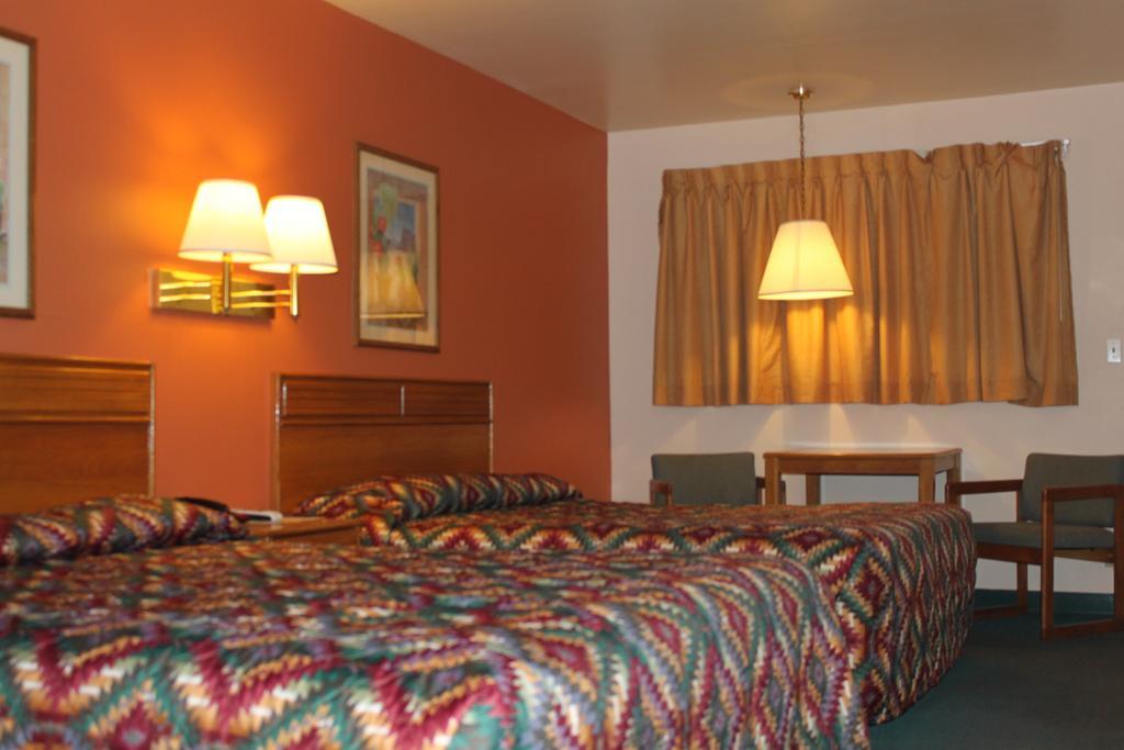Americas Best Value Inn Needles Exterior foto